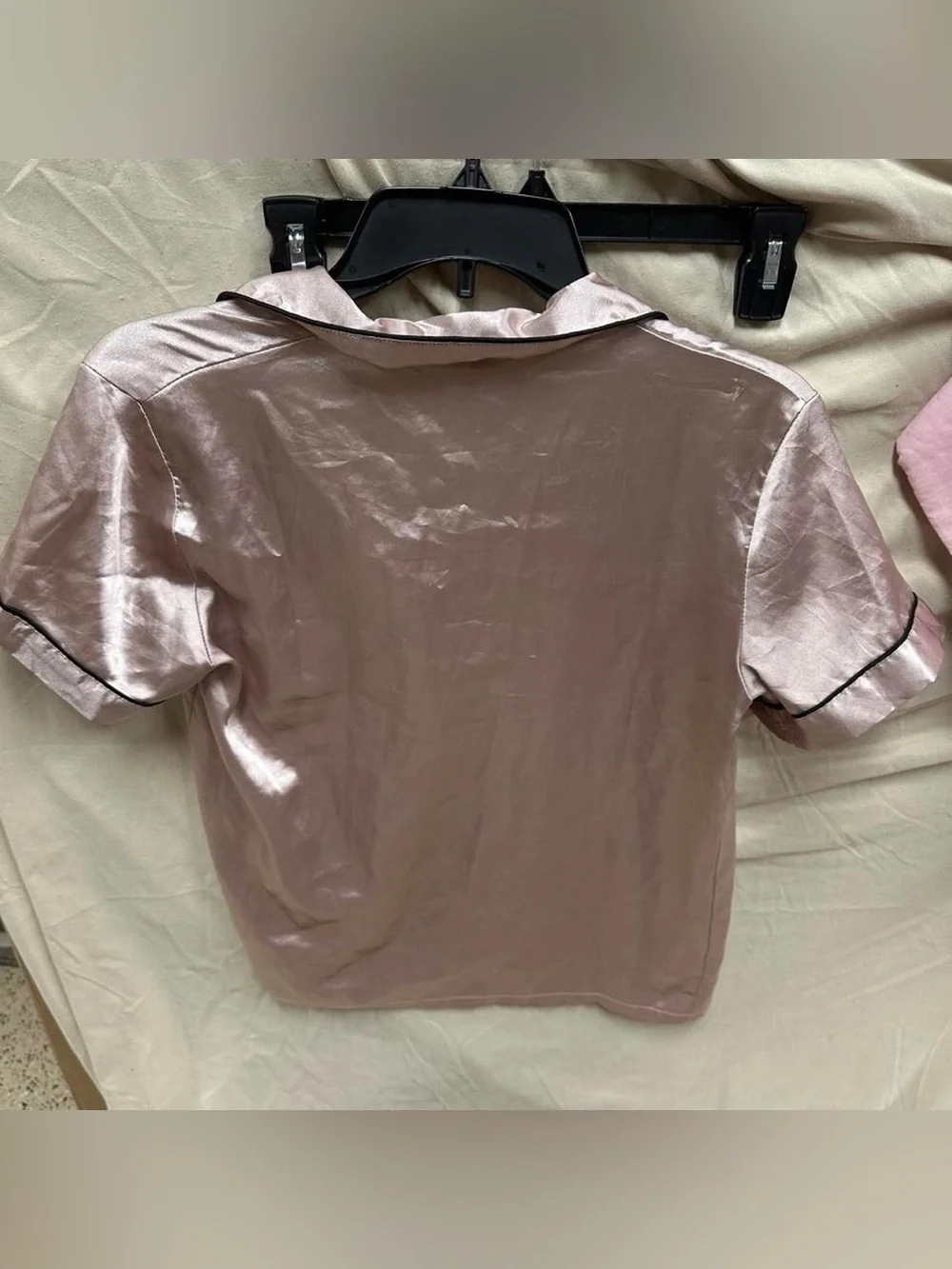 Silky pink button up pajama top with collar Adult extra small .
